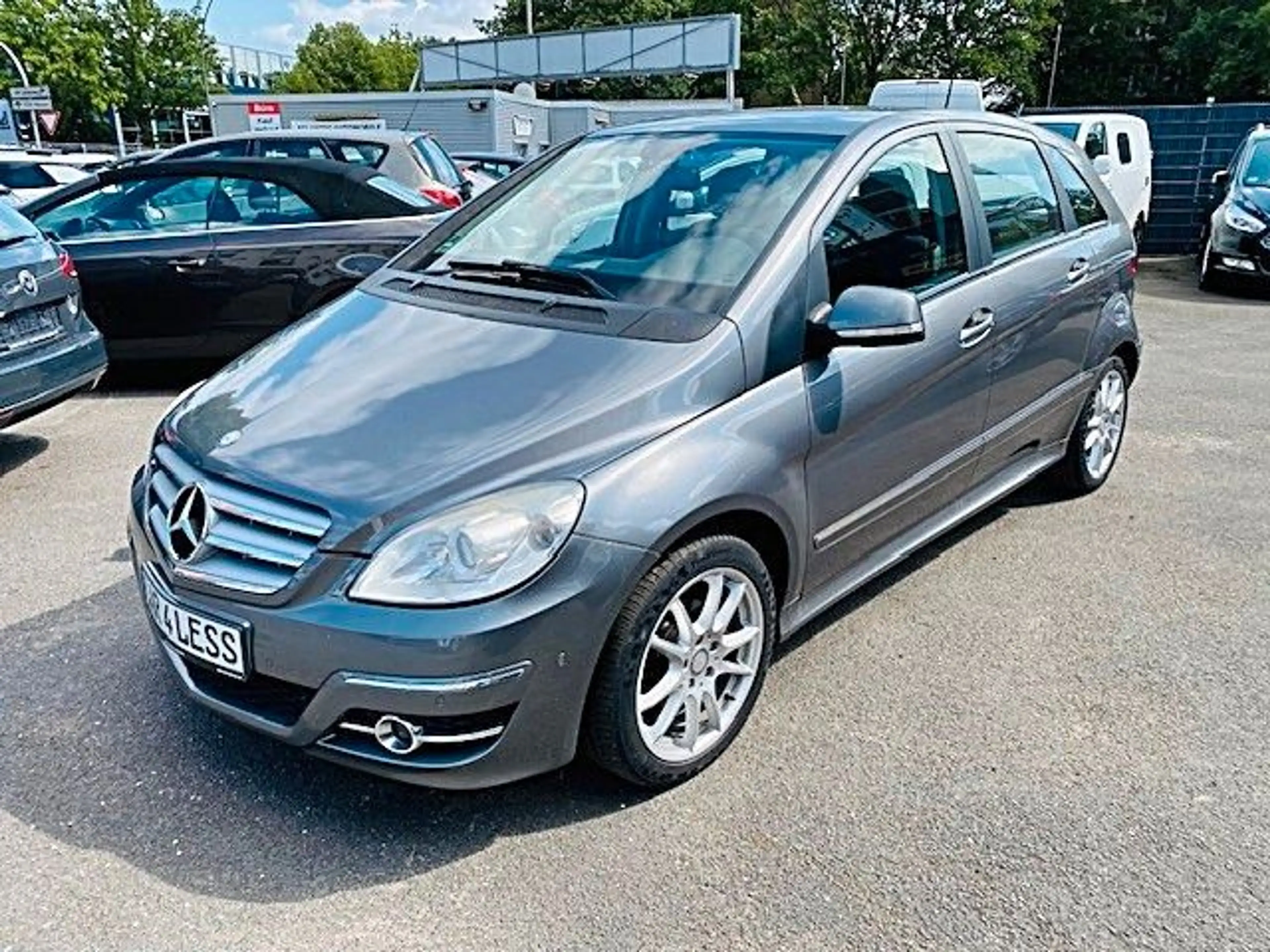 Mercedes-Benz B 160 Autotronic — photo 29