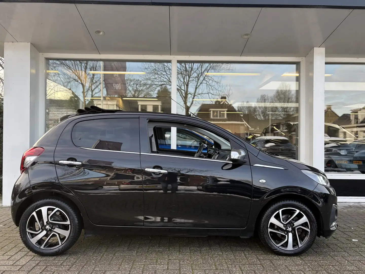 Peugeot 108 1.0 e-VTi Allure TOP! | Navigatie | Snelheidsbegre Schwarz - 2