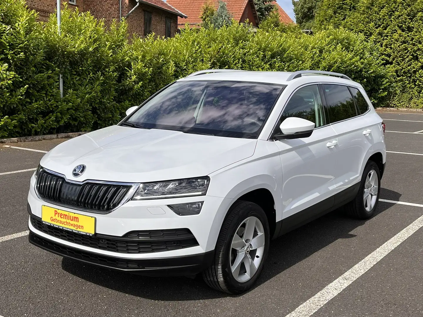 Skoda Karoq 1.5 TSI Style Alu 17" ACC PDC SHZG Weiß - 1
