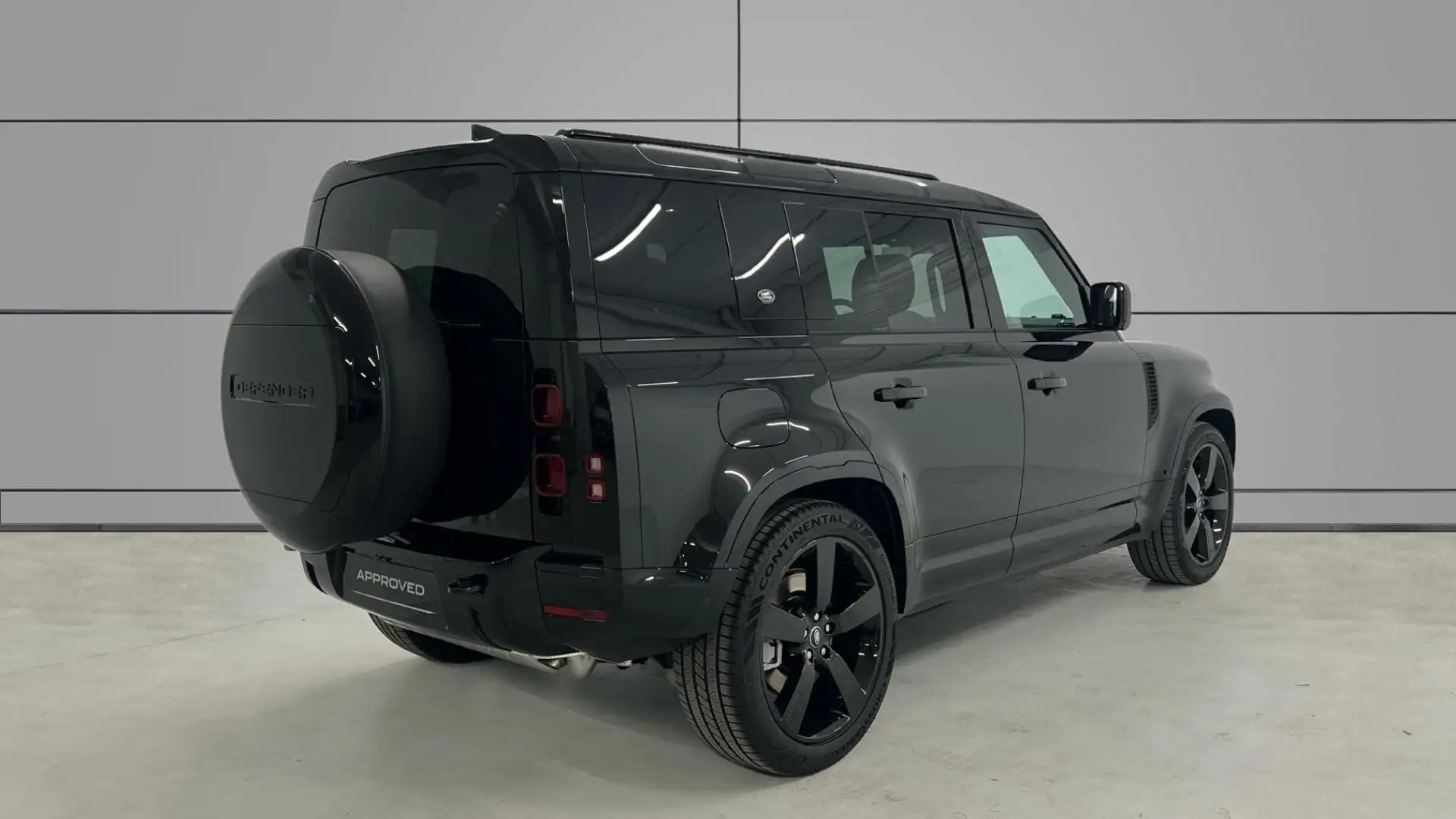 Land Rover Defender 110 3.0 I6 MHEV X-Dynamic SE AWD Aut. 400 Noir - 2