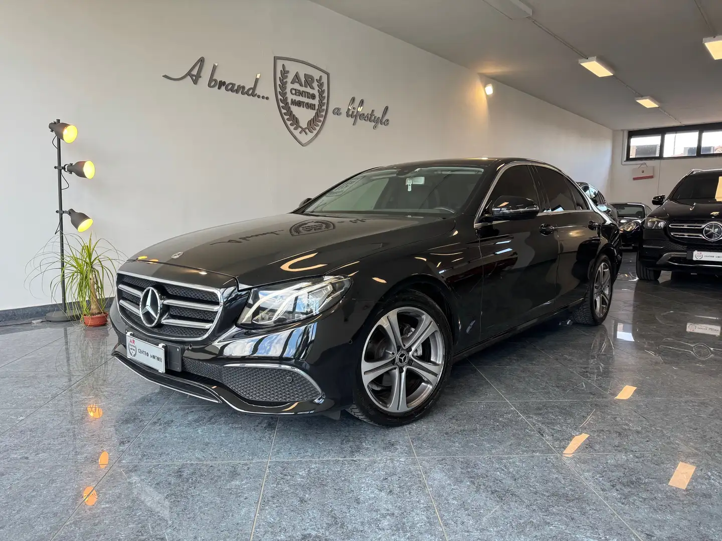 Mercedes-Benz E 200 d Sport Plus auto Berlina Stupenda Full Opt Nero - 1
