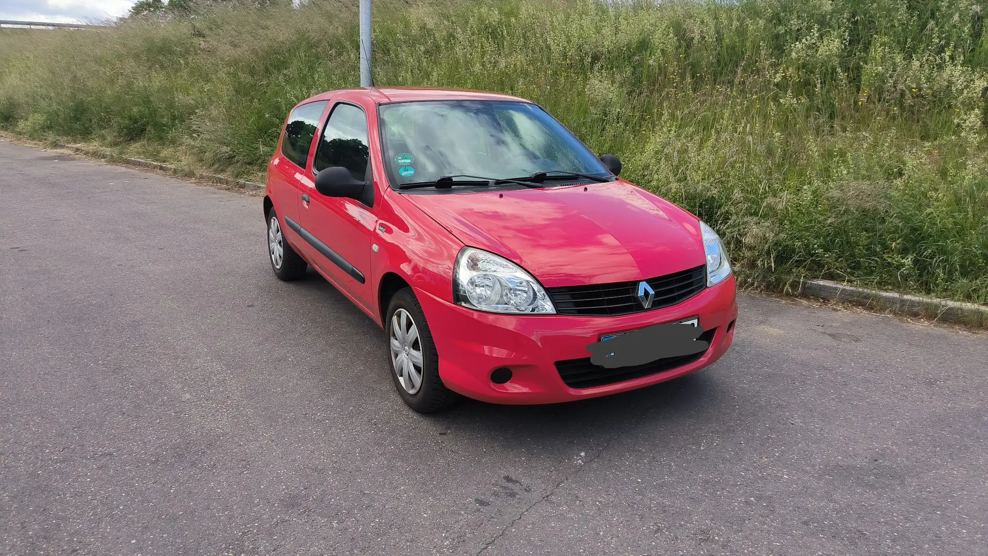 Renault Clio 1.2 16V Campus Authentique Rot - 1