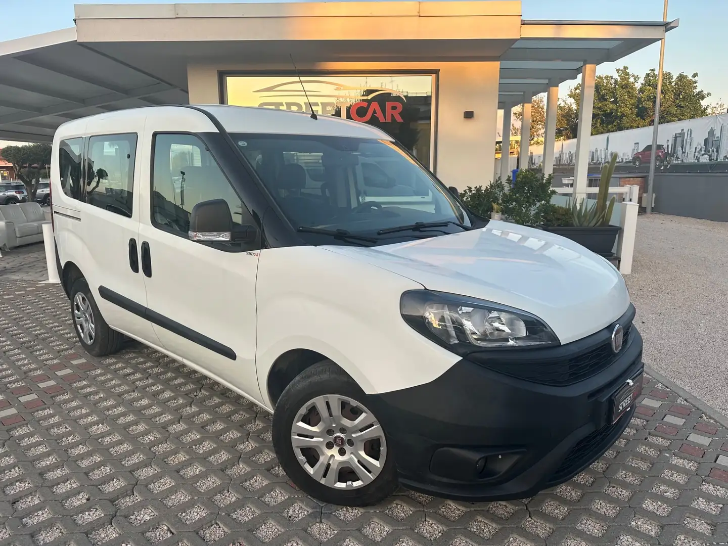 Fiat Doblo Doblò 1.3 MJT PC Combi N1 Weiß - 1