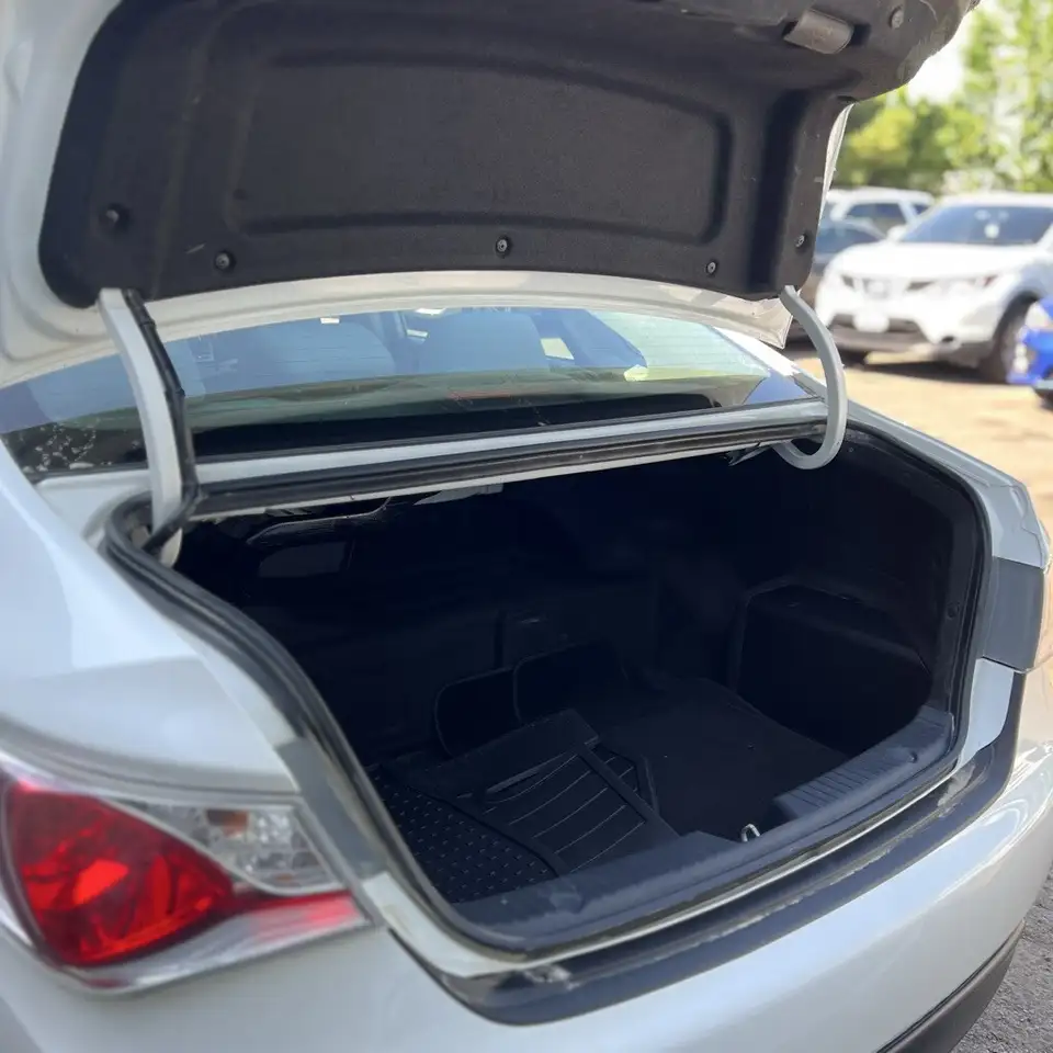 Hyundai SONATA снимка Hyundai SONATA