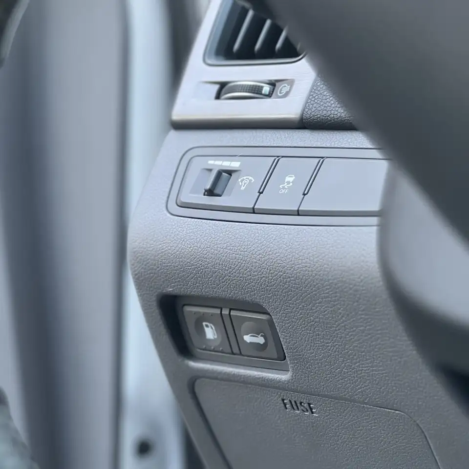 Hyundai SONATA снимка Hyundai SONATA