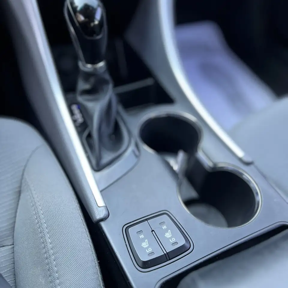 Hyundai SONATA снимка Hyundai SONATA