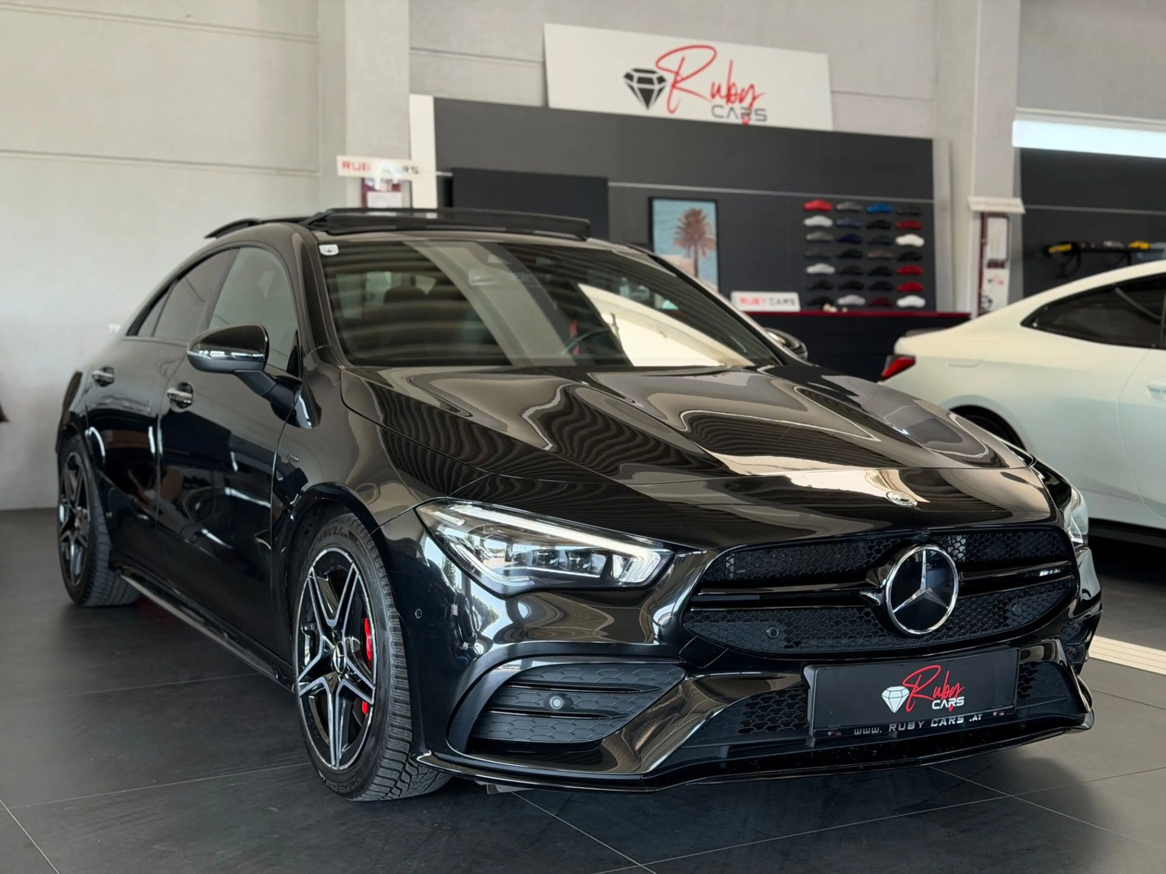 Mercedes-Benz CLA 35 AMG CLA-Klasse AMG CLA 35 4Matic (EURO 6d)