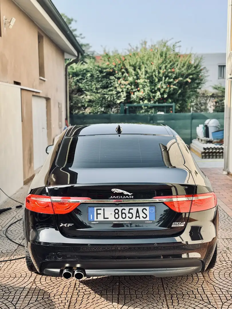 Jaguar XF 2.0d Portfolio awd 180cv auto - 2