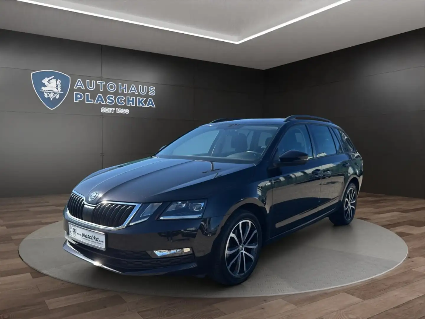 Skoda Octavia Combi 1.5 TSI DSG Soleil LED*PDC*SHZ Klima Schwarz - 1