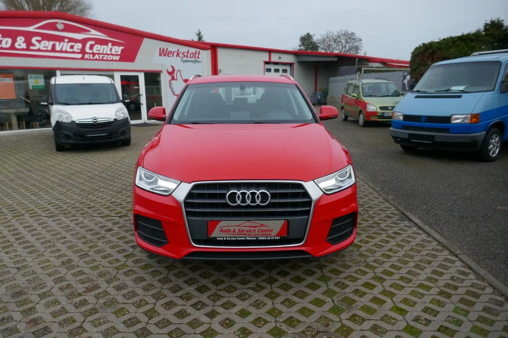 Audi Q3 1.4 TFSI AUTOMATIK SHZ PDC KLIMA Rot - 2