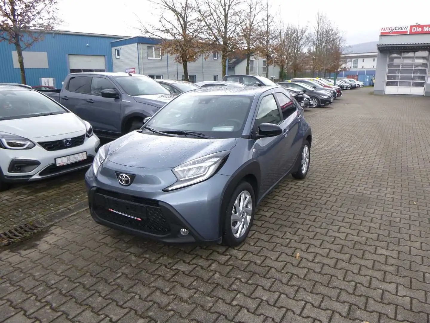 Toyota Aygo X X Active Grau - 1