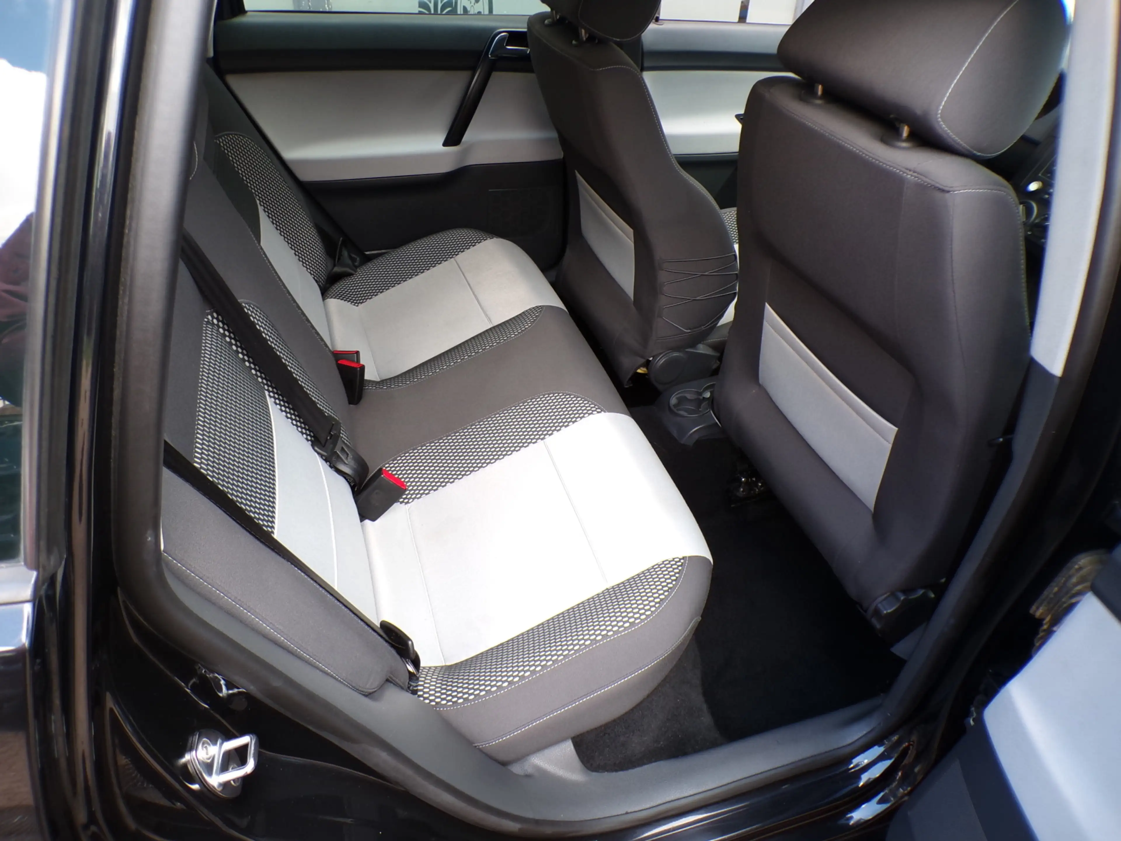 Volkswagen Polo Cross 1.4-16V Automaat 5-Drs TOP STAAT,GOED ONDERHOUDEN! — photo 9