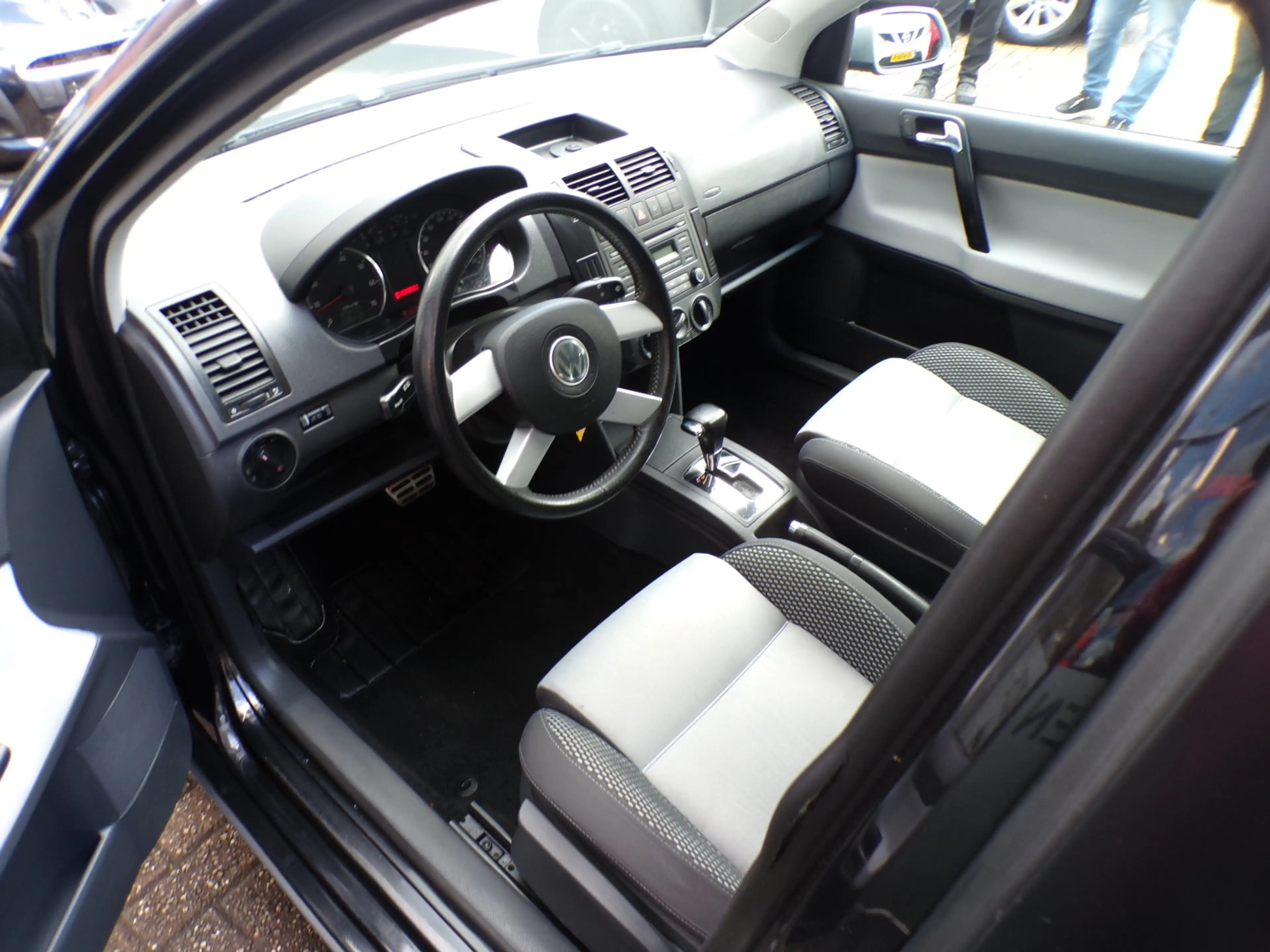 Volkswagen Polo Cross 1.4-16V Automaat 5-Drs TOP STAAT,GOED ONDERHOUDEN! — photo 8