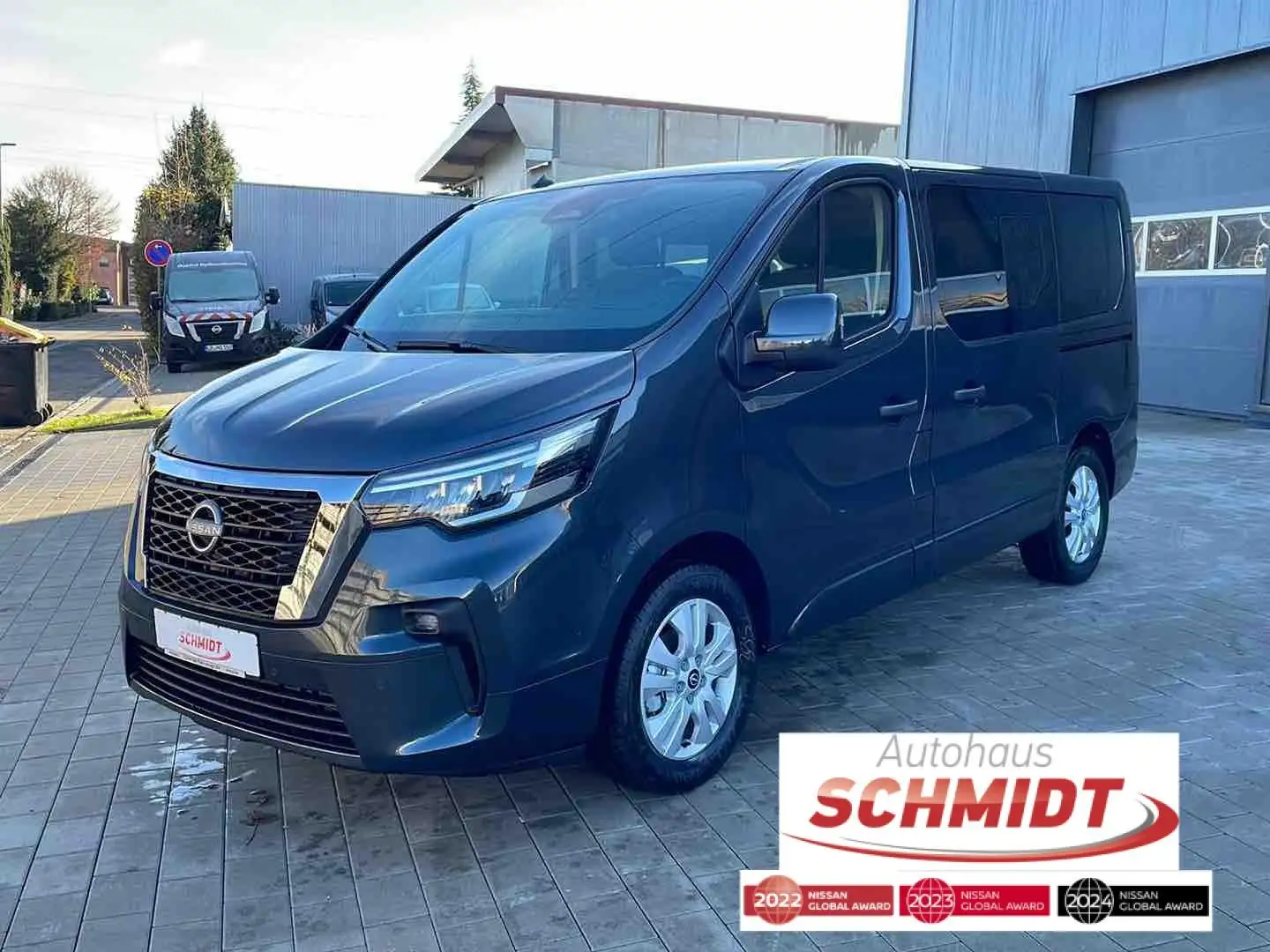 Nissan Primastar Kombi L1H1 dCi170 Automatik Tekna Grau - 1