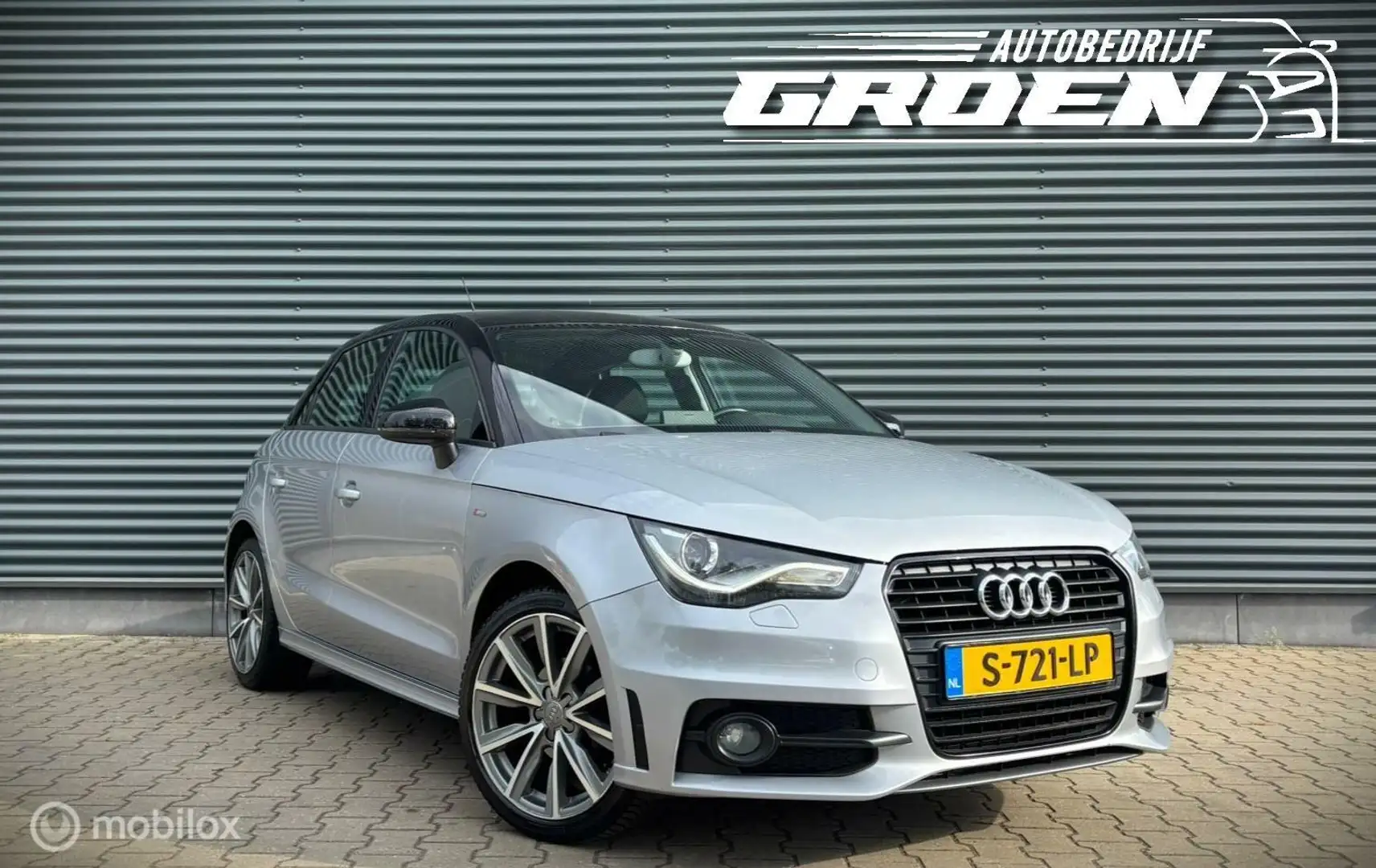 Audi A1 Sportback 1.2 TFSI Ambition Pro Line Business Gris - 2