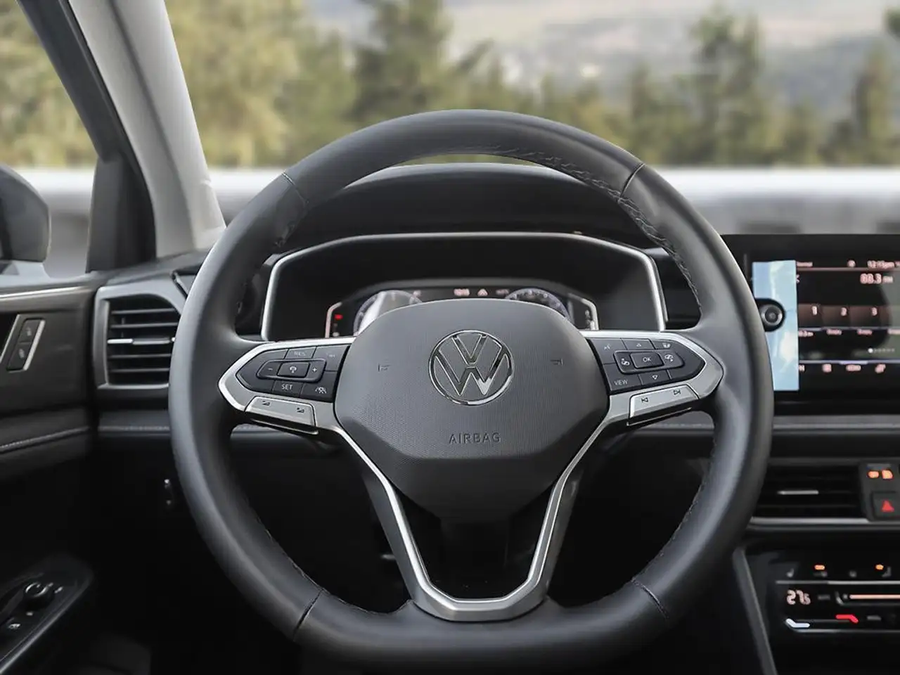Volkswagen Taos снимка Volkswagen Taos