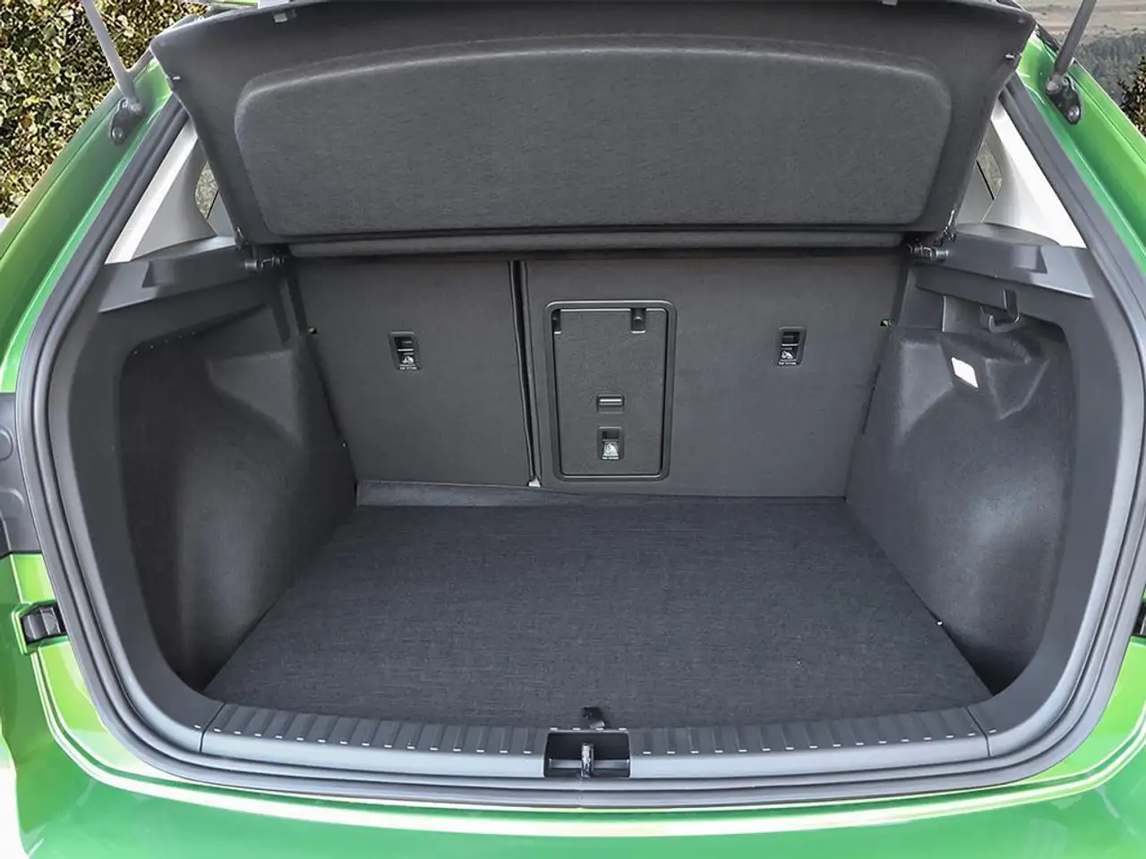 Volkswagen Taos снимка Volkswagen Taos