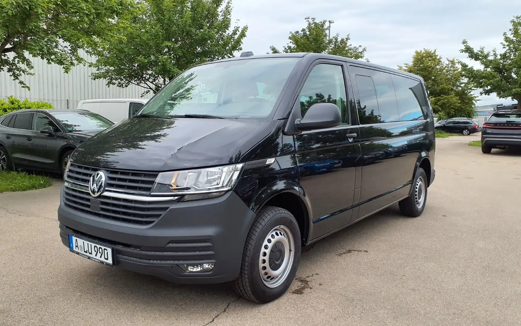 Volkswagen T6 Kombi T6.1 Kombi Lang 2.0 TDI  DSG Kamera, Navi, AHK Fekete - 1