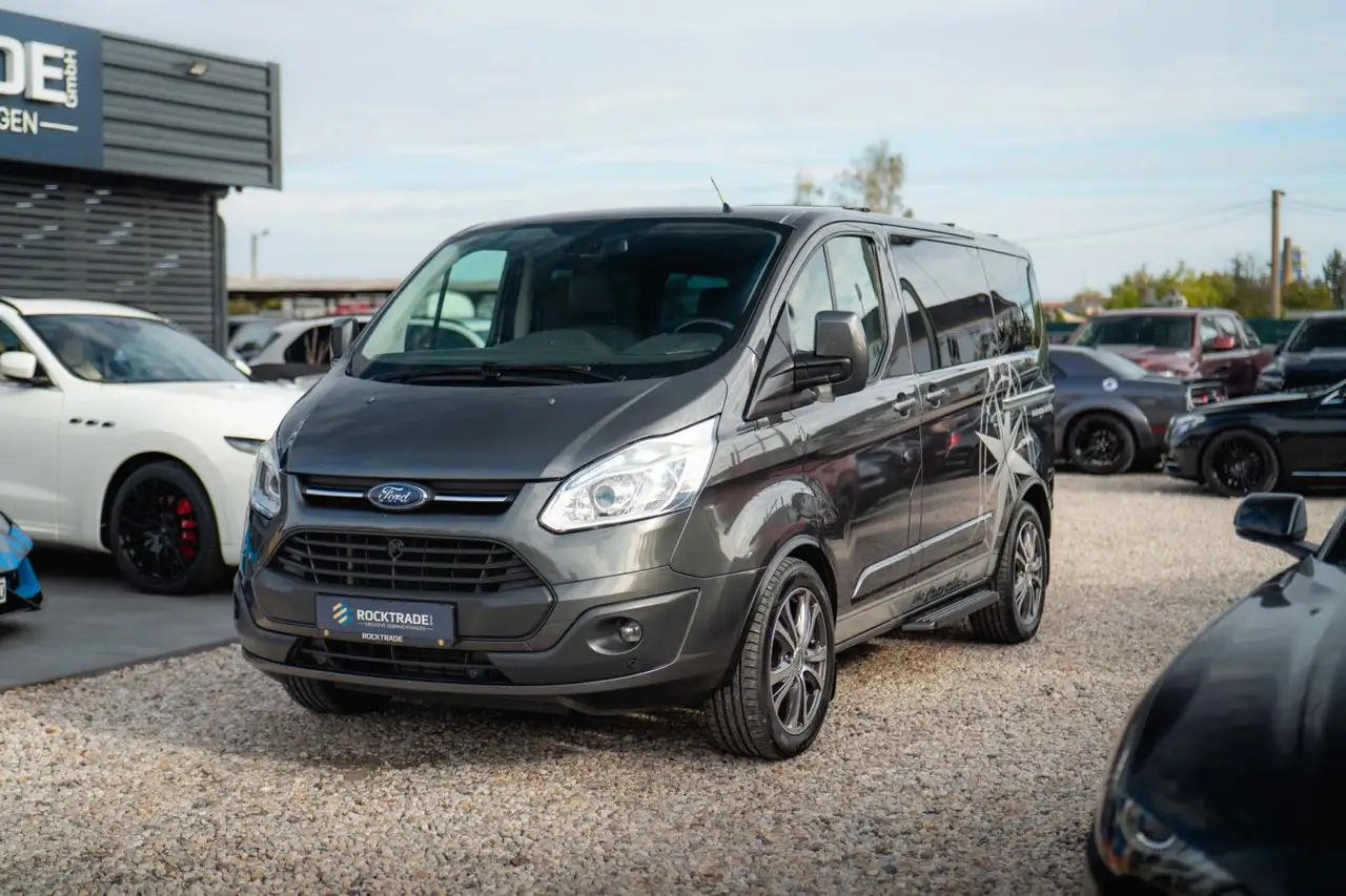Ford Tourneo Custom