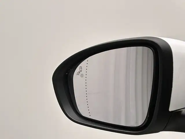 Renault Megane view 16