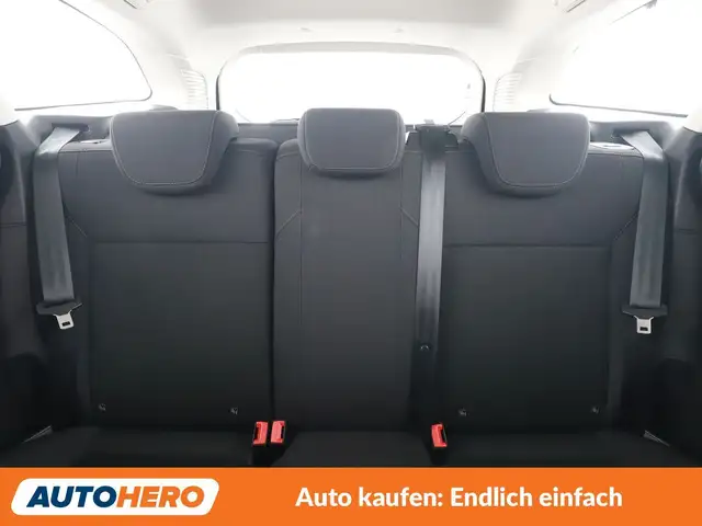Ford Focus view 15