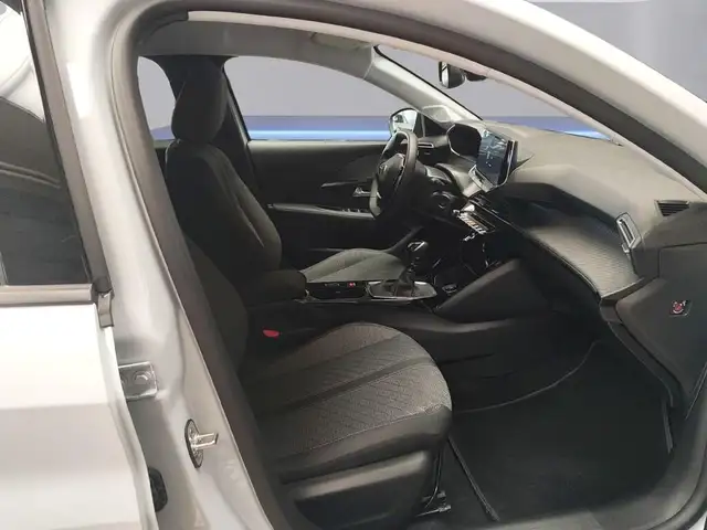 Peugeot 208 view 14