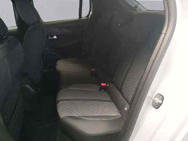 Peugeot 208 view 13