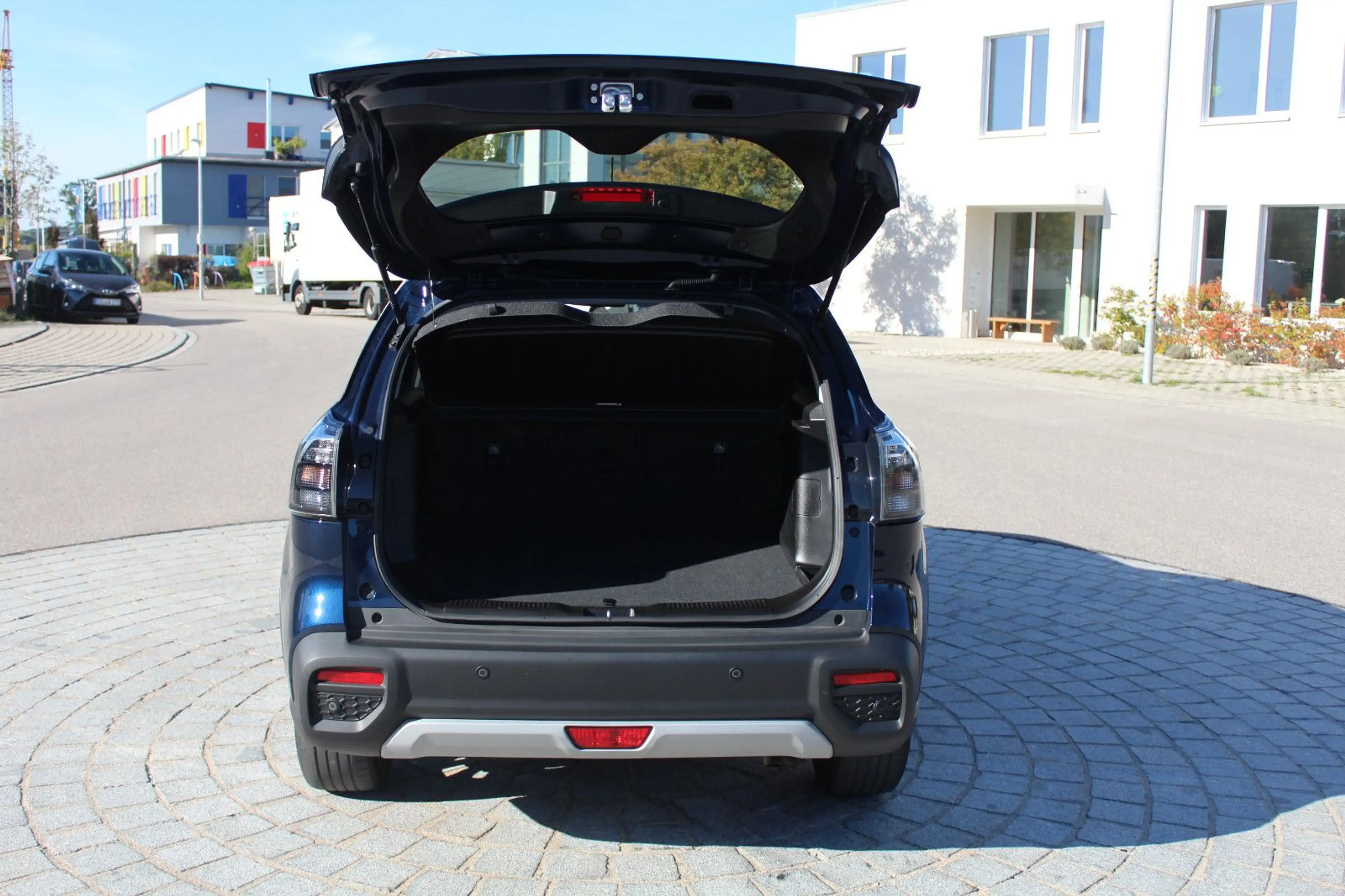 Suzuki SX4 S-Cross 4x4 Hybrid Boosterjet Comfort + — photo 8