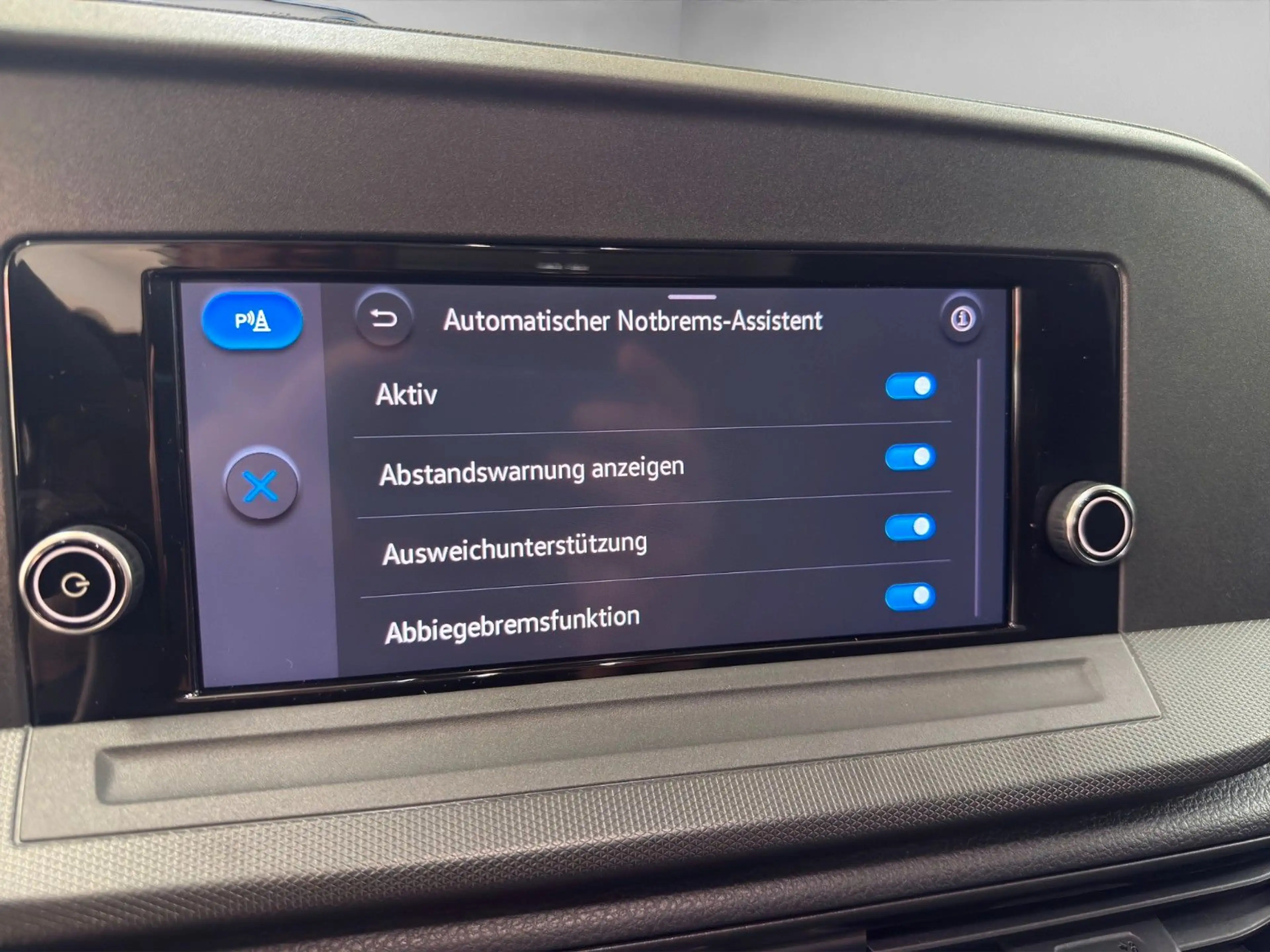 Ford Grand Tourneo Connect 1,5 EB*Autom*PDC*Apps* — photo 14