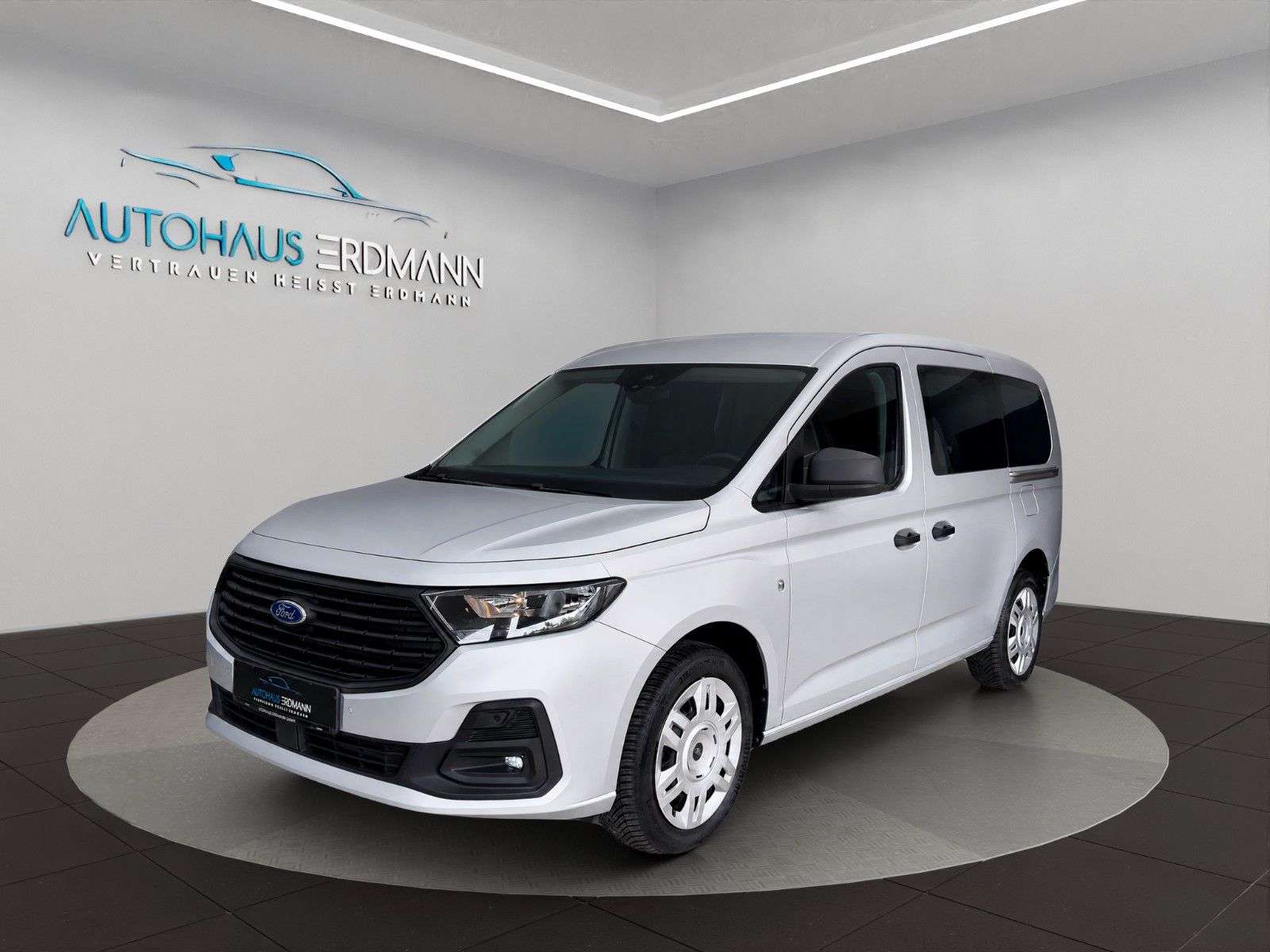 Ford Grand Tourneo