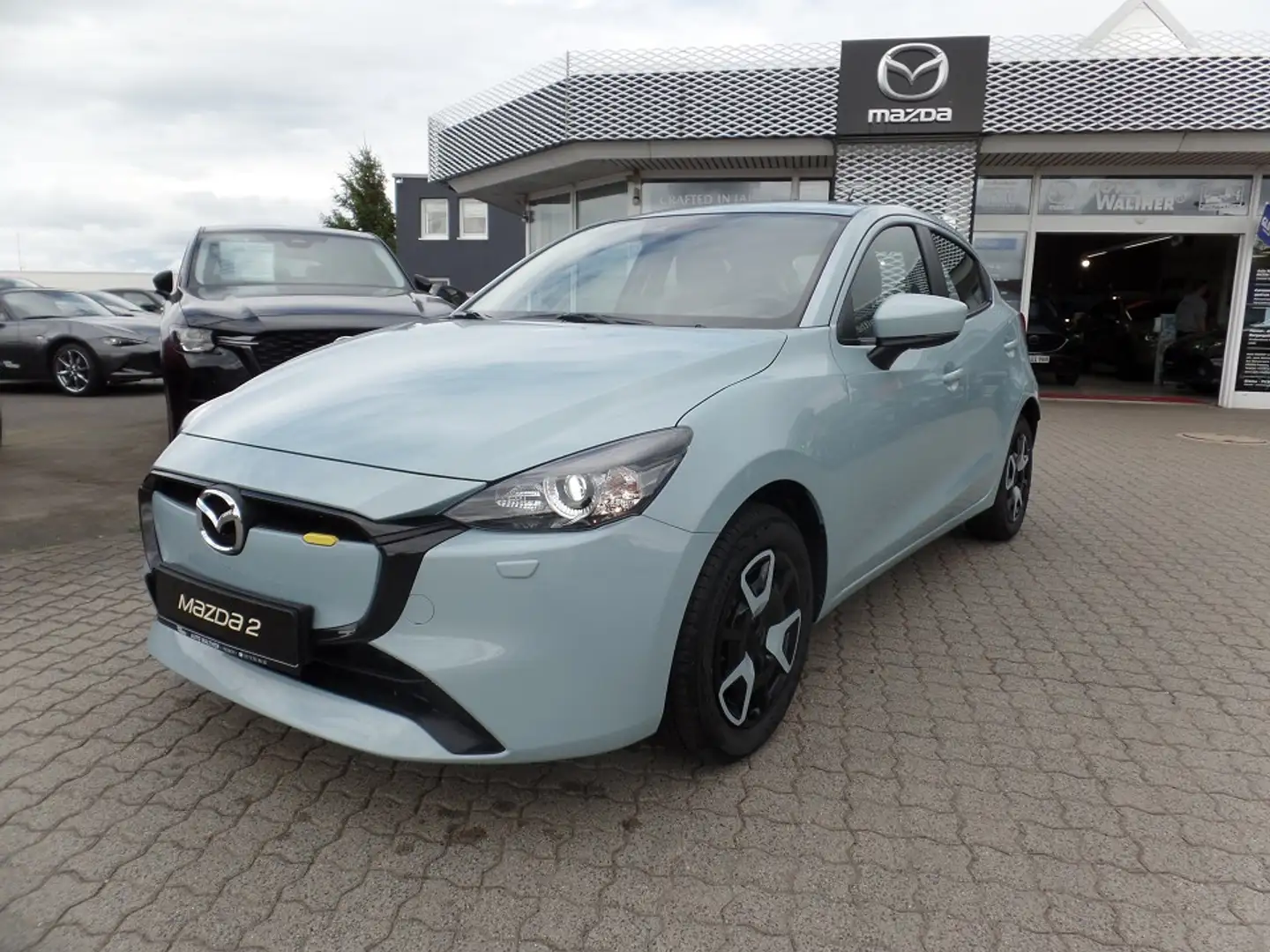 Mazda 2 1.5L SKYACTIV-G 75ps 6MT FWD CENTER-LINE CONV Bleu - 1