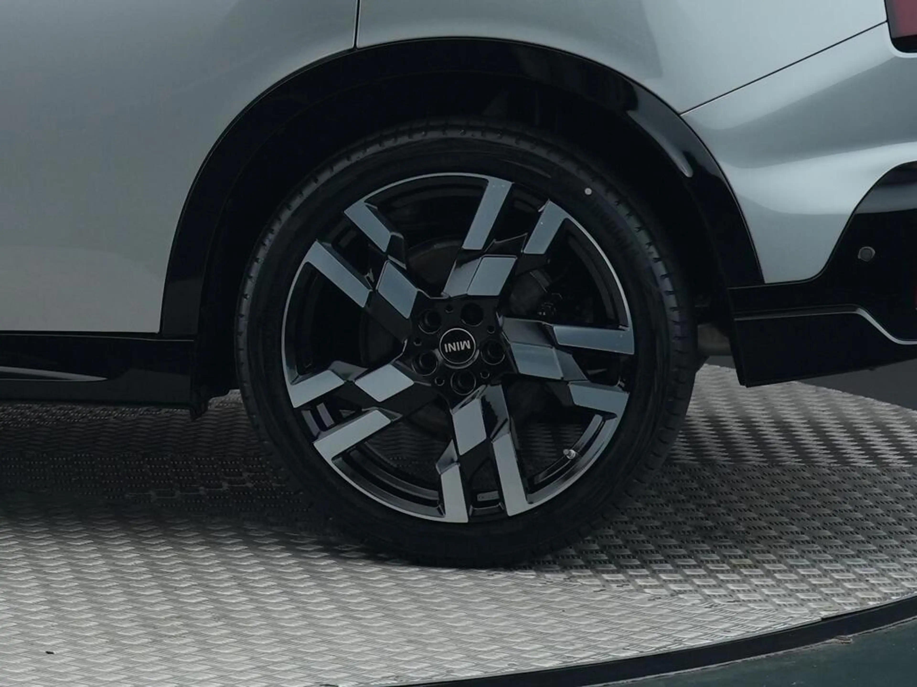MINI Cooper Countryman 2.0 S ALL4 John Works L — photo 15