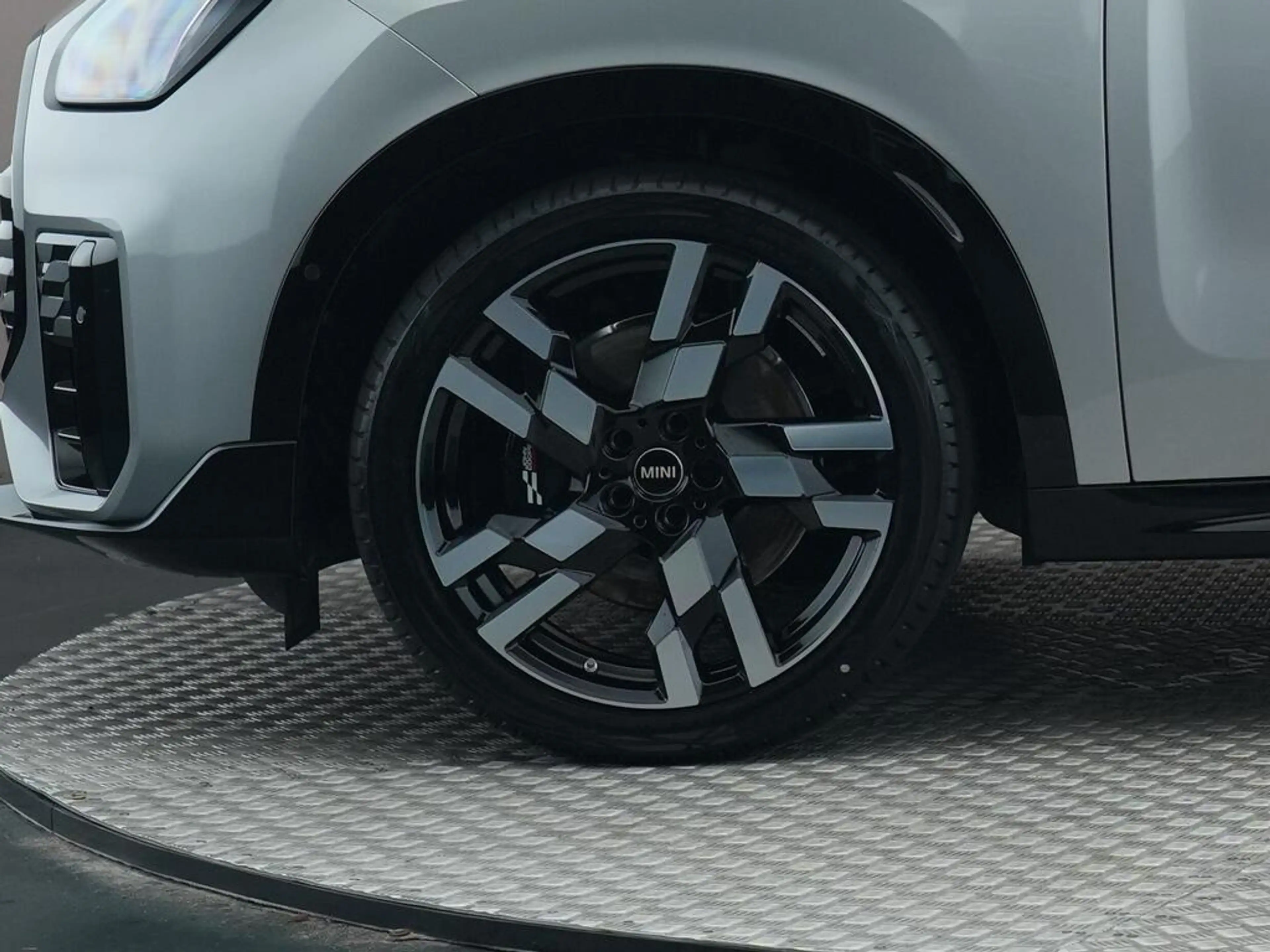 MINI Cooper Countryman 2.0 S ALL4 John Works L — photo 17
