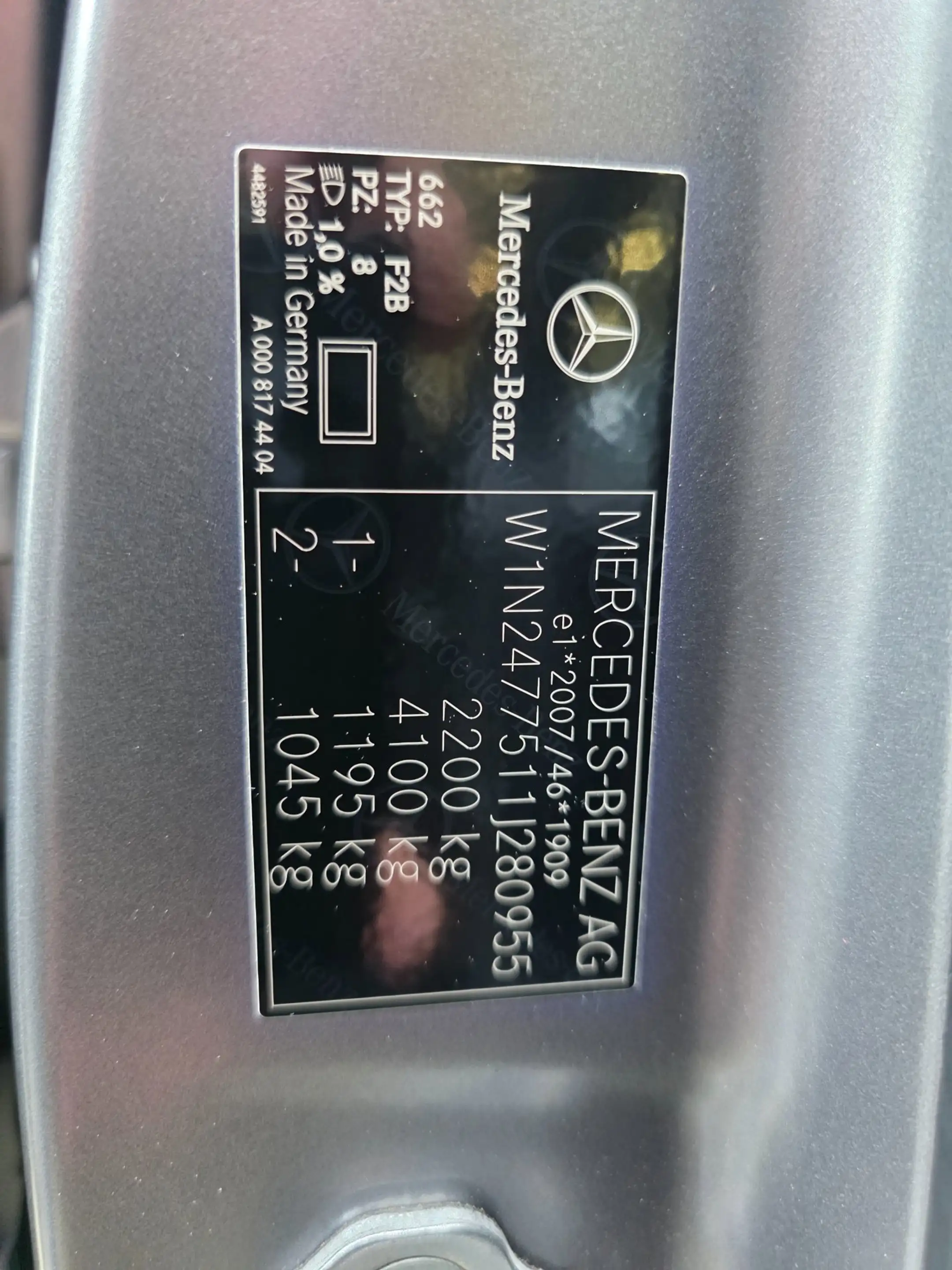Mercedes-Benz GLA 35 AMG 4MATIC / PANO / MATTE GREY / LEDER-ALCANTARA / CAM — photo 48