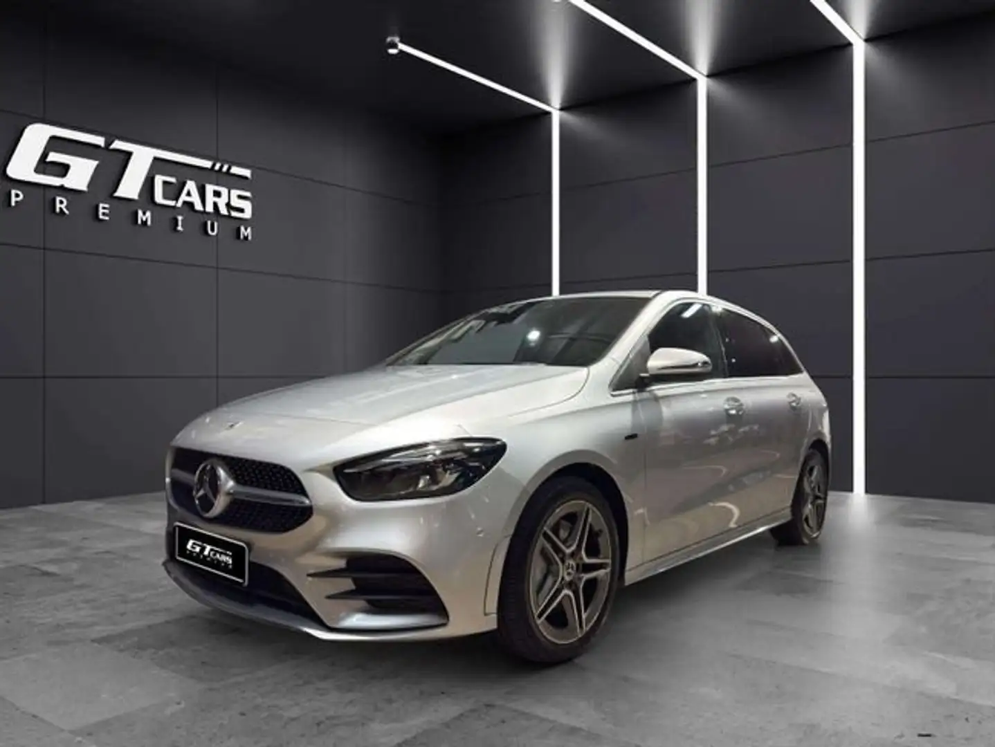 Mercedes-Benz B 250 250e AMG Gris - 1