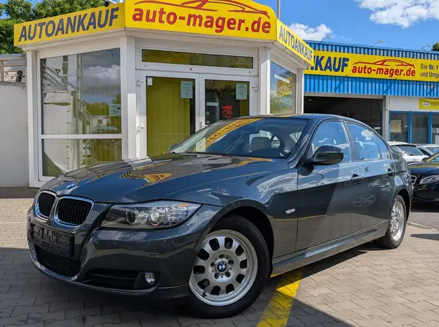 BMW 320 i*Temp*Navi*Shz*Pdc*Leder*Xen*SD*TOP*Garantie