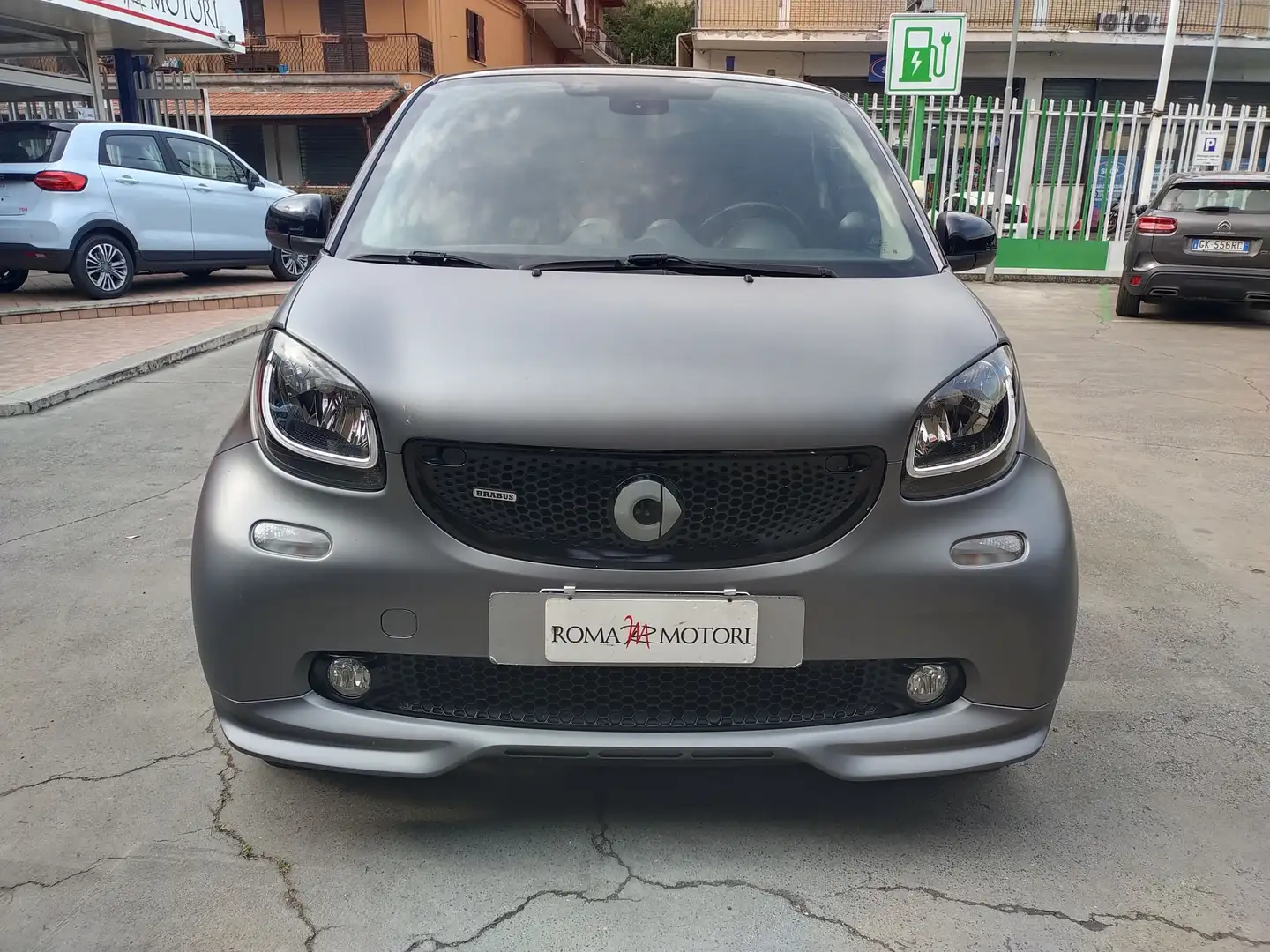 smart forTwo 0.9 t Brabus Xclusive 109cv twinamic Grigio - 1