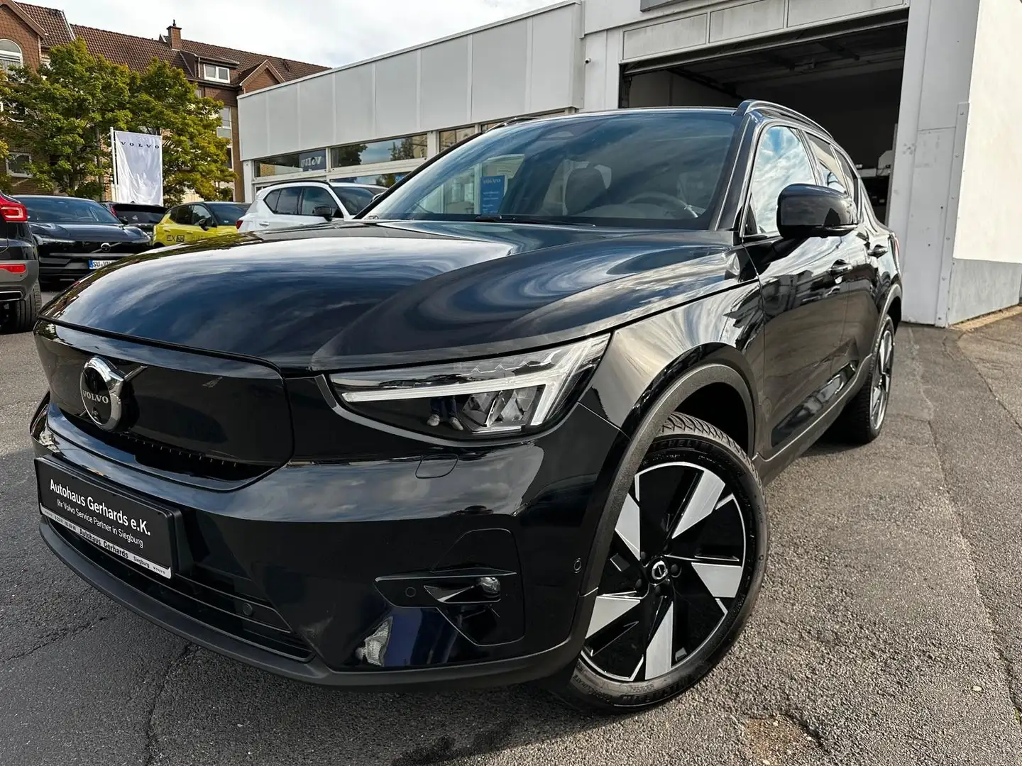 Volvo EX40 Ultimate Pano,360°,AHK,BLIS,ACC Noir - 1