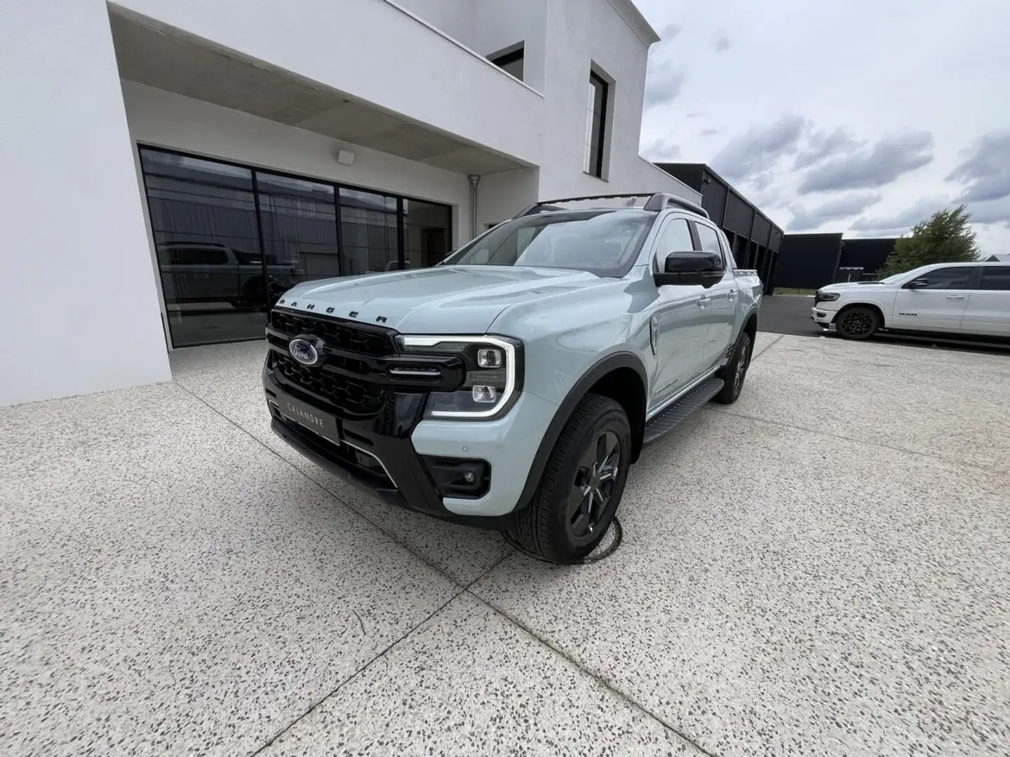 Ford Ranger STORMTRAK DOUBLE CABINE 2.3 ECOBOOST PHEV 281 CH Grijs - 2