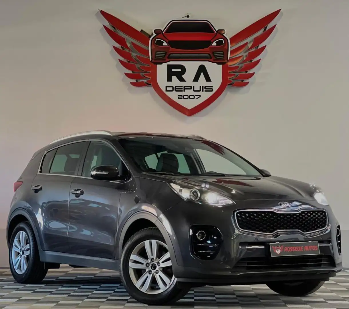 Kia Sportage SPORT 1.6 GDI 2WD 132CH Grijs - 1
