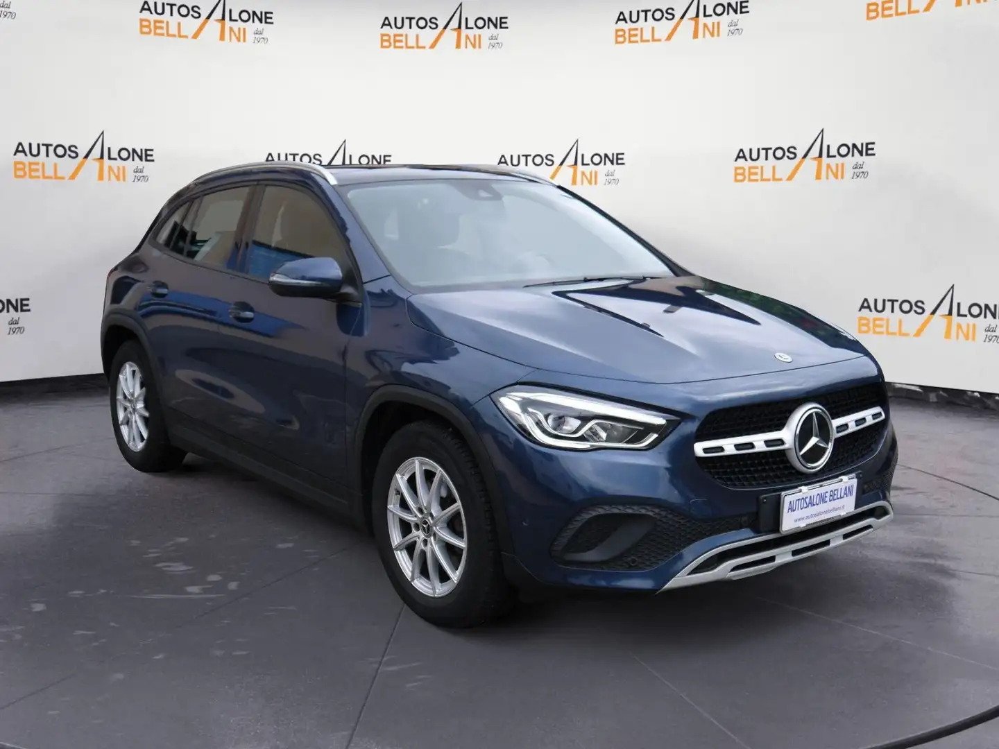 Mercedes-Benz GLA 200 GLA 200 d Automatic Business Extra Cross Blu/Azzurro - 1