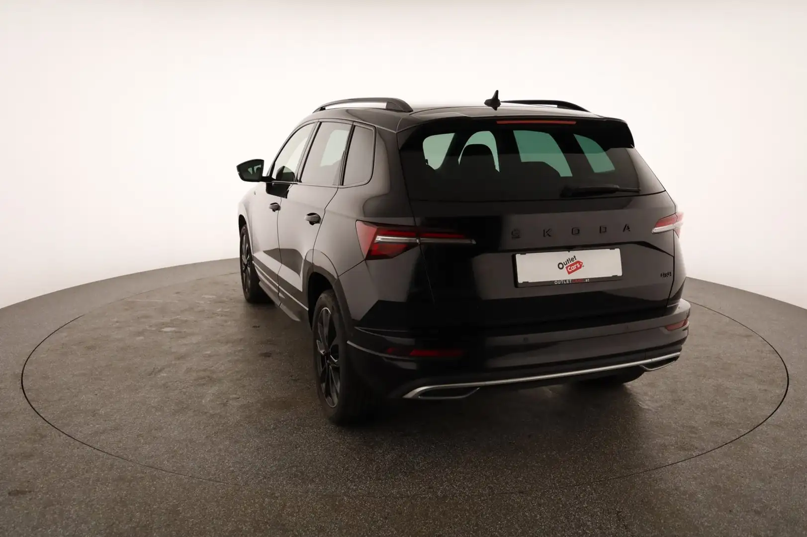 Skoda Karoq 4x4 SPORTLINE TDI DSG Schwarz - 2