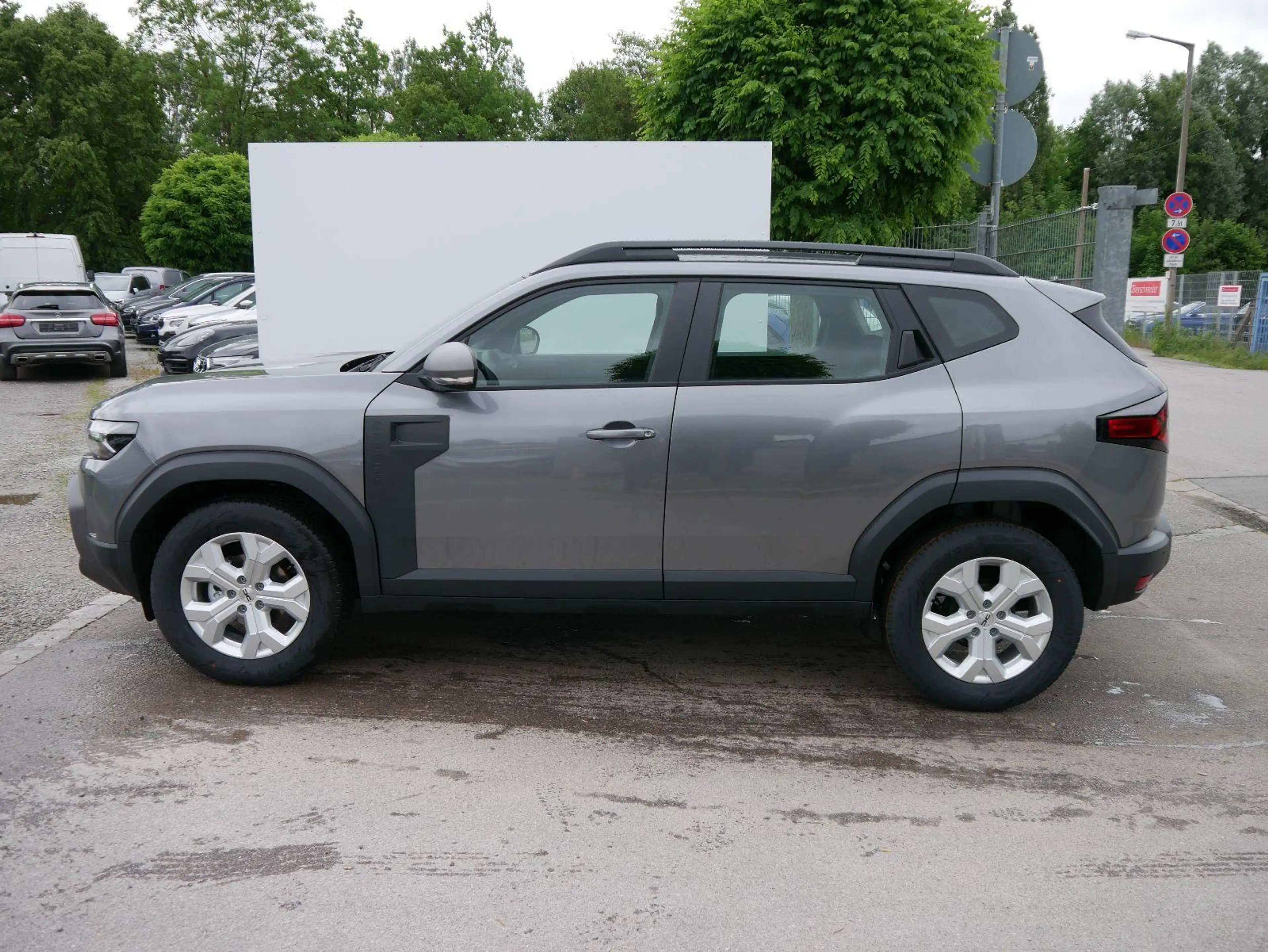 Dacia Duster Expression 3 TCe 4x2*NAVI-ÜBER-SMARTLINK*AHK*PD... — photo 5