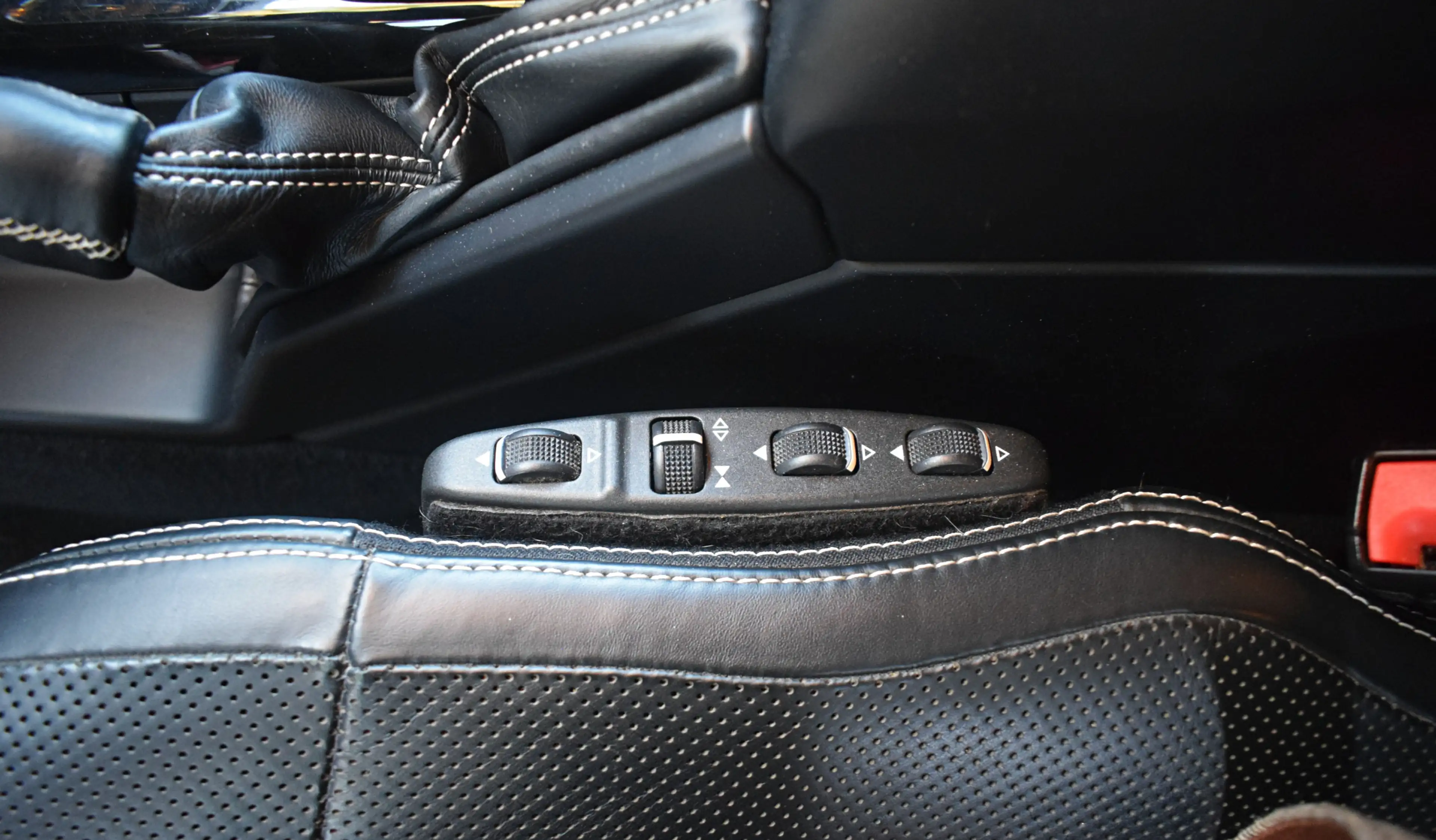Mercedes-Benz G 500 DESIGNO-DYNAMICA BIXENON SPORT-ABGASANLAGE — photo 11