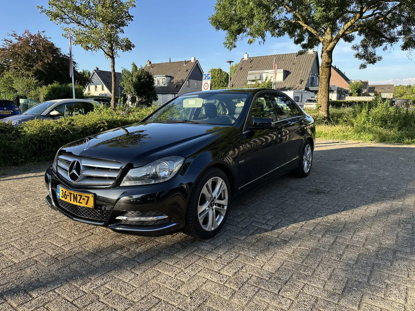 Mercedes-Benz C 180 CDI DPF (BlueEFFICIENCY) Avantgarde - 1