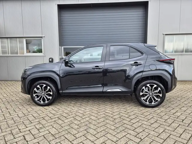 Toyota Yaris Cross 1.5VVT-iE 130PS Automatik Teamplayer Klimaautom...