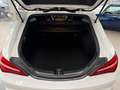 Mercedes-Benz CLA 200 Shooting Brake   AMG Line Alb - thumbnail 5