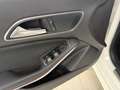 Mercedes-Benz CLA 200 Shooting Brake   AMG Line Alb - thumbnail 7