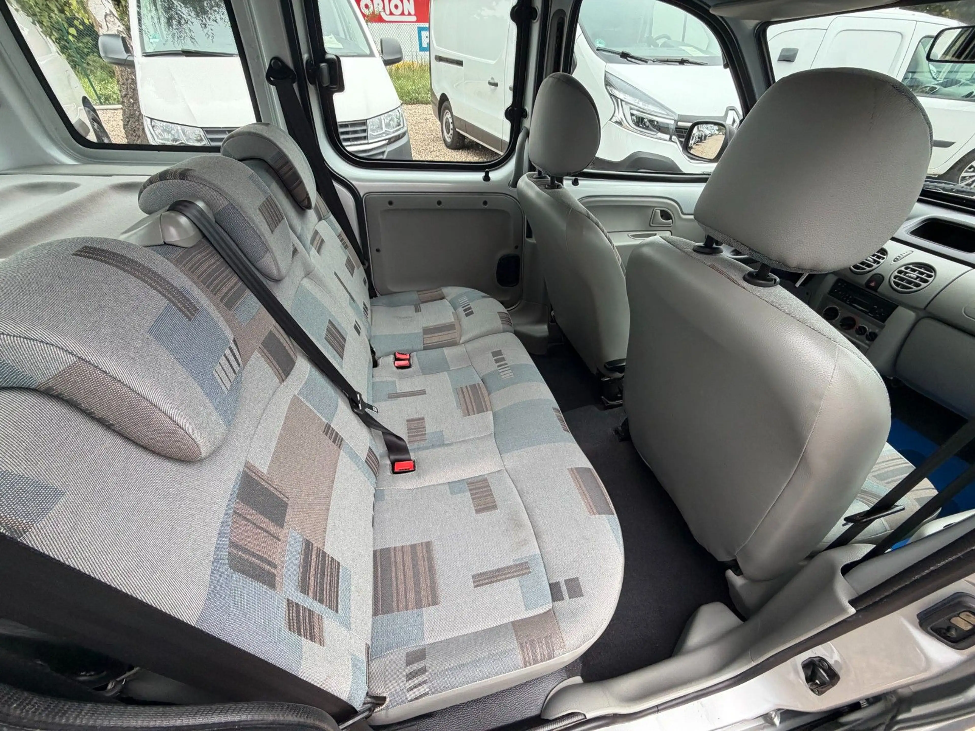 Renault Kangoo Campus*1.HD*Klima*48.TKM*E-Paket*TÜV NEU — photo 12
