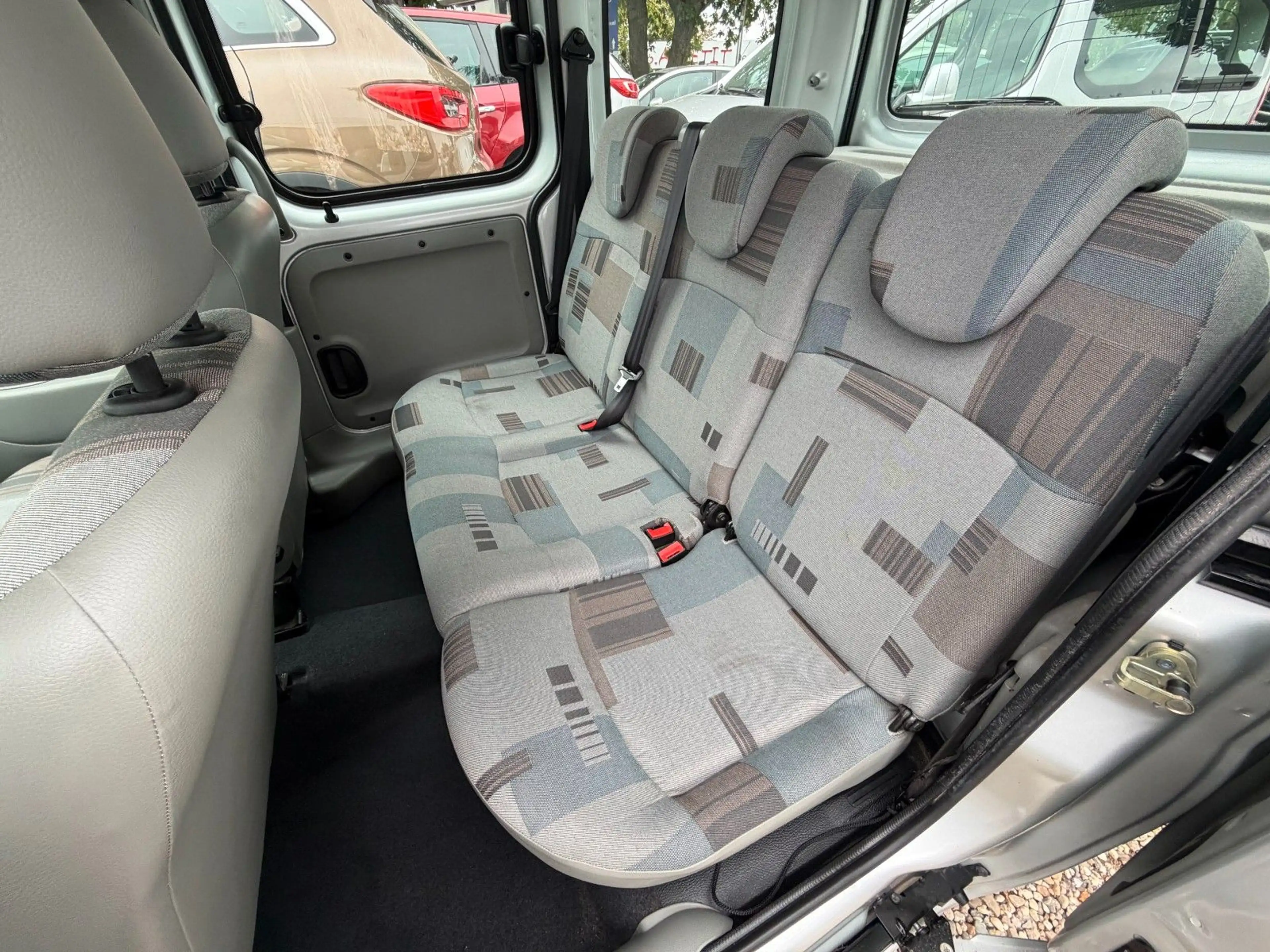 Renault Kangoo Campus*1.HD*Klima*48.TKM*E-Paket*TÜV NEU — photo 13